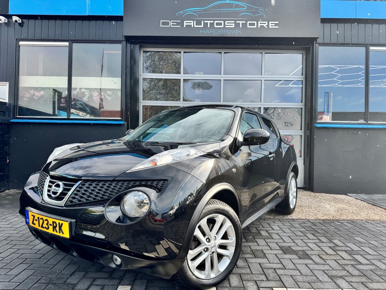 Nissan Juke - 1.6 DIG-T Urban Premium 190 PK 2e Eig Dealeronderhouden Airco Cruise Zeer Nette Auto !!! - AutoWereld.nl