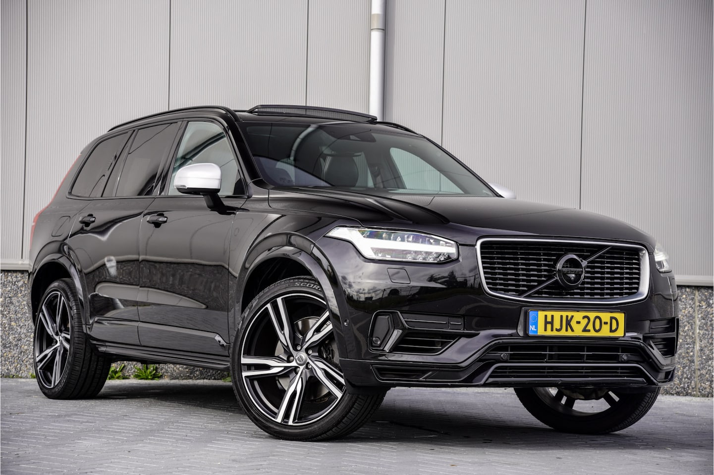 Volvo XC90 - 2.0 T8 Twin Engine AWD R-Design 2.0 T8 Twin Engine AWD R-Design, PANO, LEDER, FULL OPTION - AutoWereld.nl