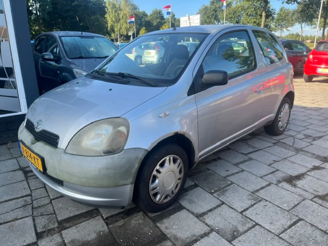 Toyota Yaris - 1.0 16V VVTI 3DR - AutoWereld.nl