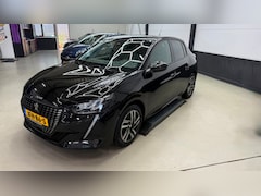 Peugeot 208 - 1.2 Allure panorama, 3D virtual display, Apple carplay cruise control