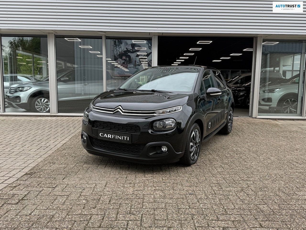 Citroën C3 - 1.2 PureTech Business |Automaat | Navigatie | Cruise | Clima | Camera | Side assist. - AutoWereld.nl