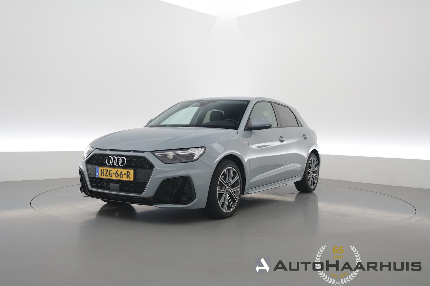 Audi A1 Sportback - 30 Tfsi S-Line | Arrow Gray | | Rijklaar! | Cruise Control | Camera + PDC A | Stoelverw. | - AutoWereld.nl