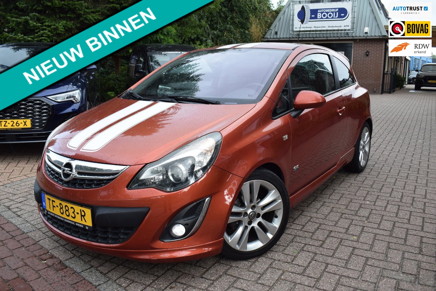 Opel Corsa - 1.4-16V Cosmo/OPC-LINE/AIRCO/NAVIGATIE/CRUISE-CONTROL/STOEL+STUURVERW/PARKEERSENSOREN/STUU - AutoWereld.nl