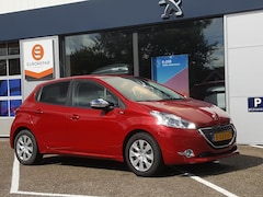 Peugeot 208 - 1.2 VTi 82PK 5D Style Navigatie | AIRCO | Cruise control | Bluetooth bellen & muziekstream