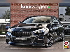 BMW 2-serie Gran Coupé - 218i M-Sport Shadowline Trekhaak 18inch Live-cockpit Sfeerverlichting