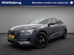 Audi e-tron Sportback - 55 quattro Business edition Plus 95 kWh / Pano / Navigatie / App connect / Leder / Lichtme