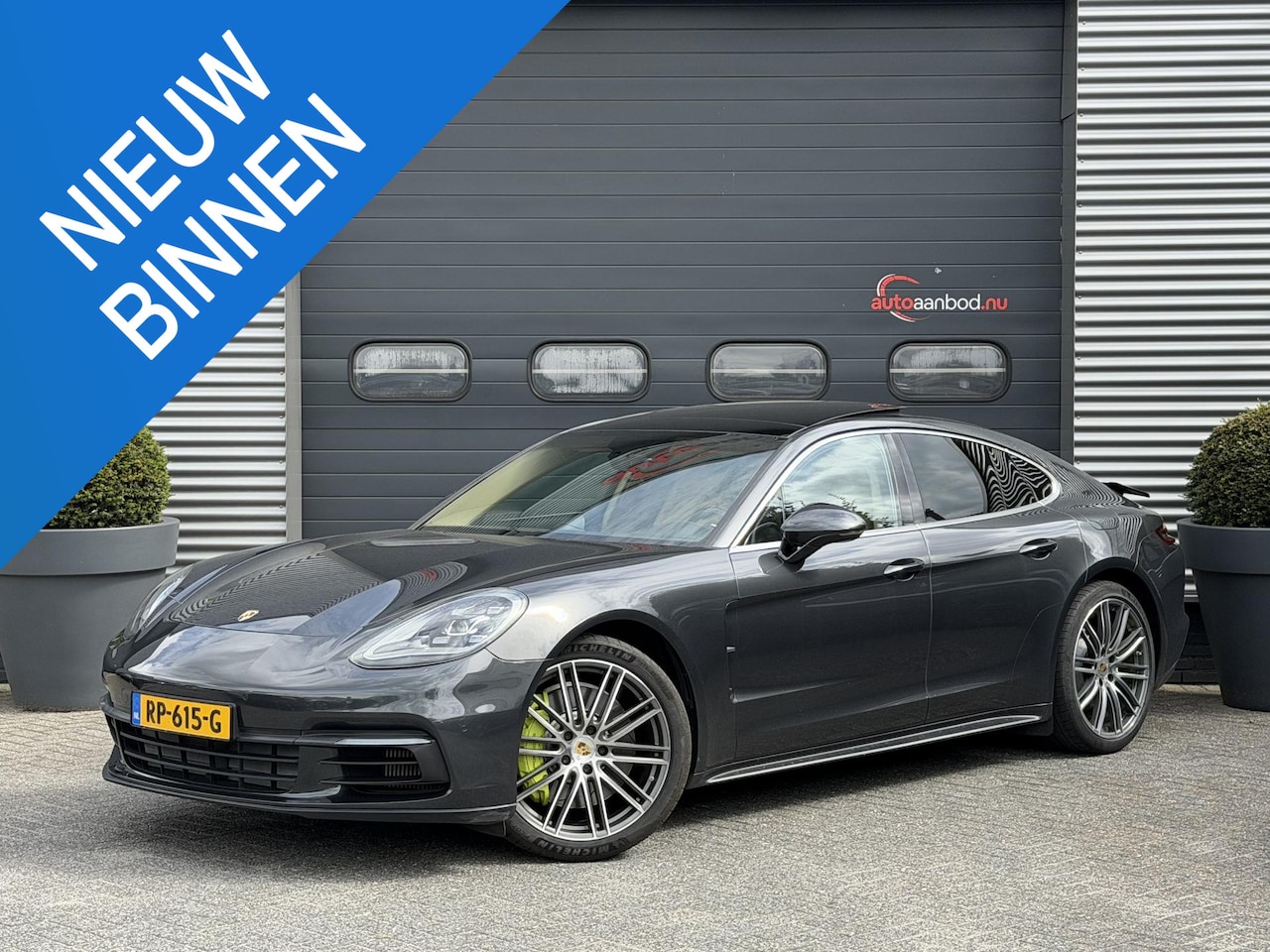 Porsche Panamera - 2.9 4 E-Hybrid Sport Chrono | Panoramadak | Camera | Sportuitlaat | Stoelverwarming | - AutoWereld.nl