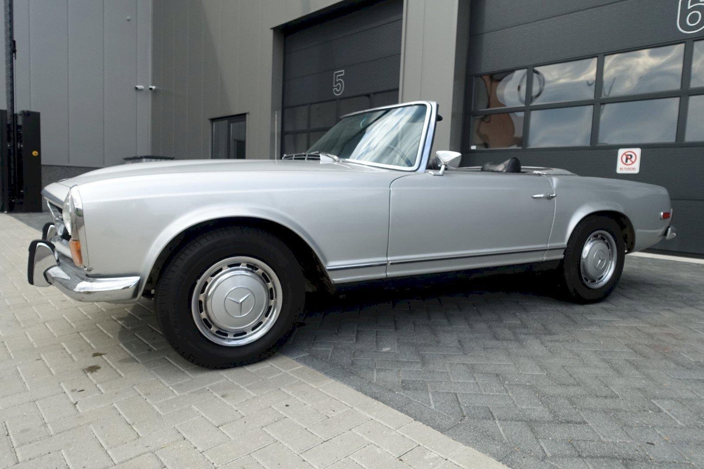 Mercedes-Benz SL-klasse Cabrio - W113 Pagode 280SL - AutoWereld.nl