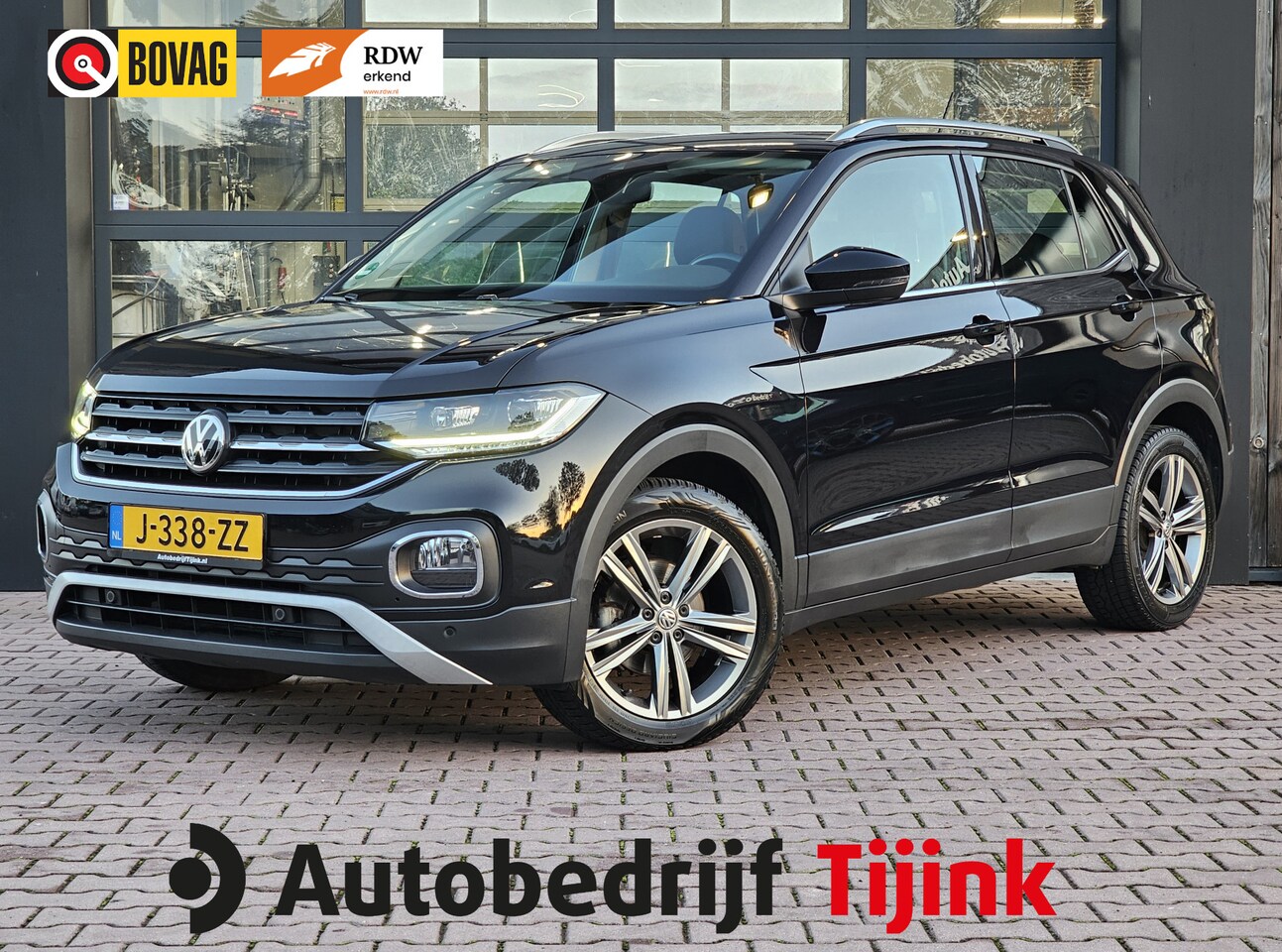 Volkswagen T-Cross - 1.0 TSI Style | Automaat | LED | Trekhaak | Stoelverwarming | Camera | PDC | App-connect | - AutoWereld.nl