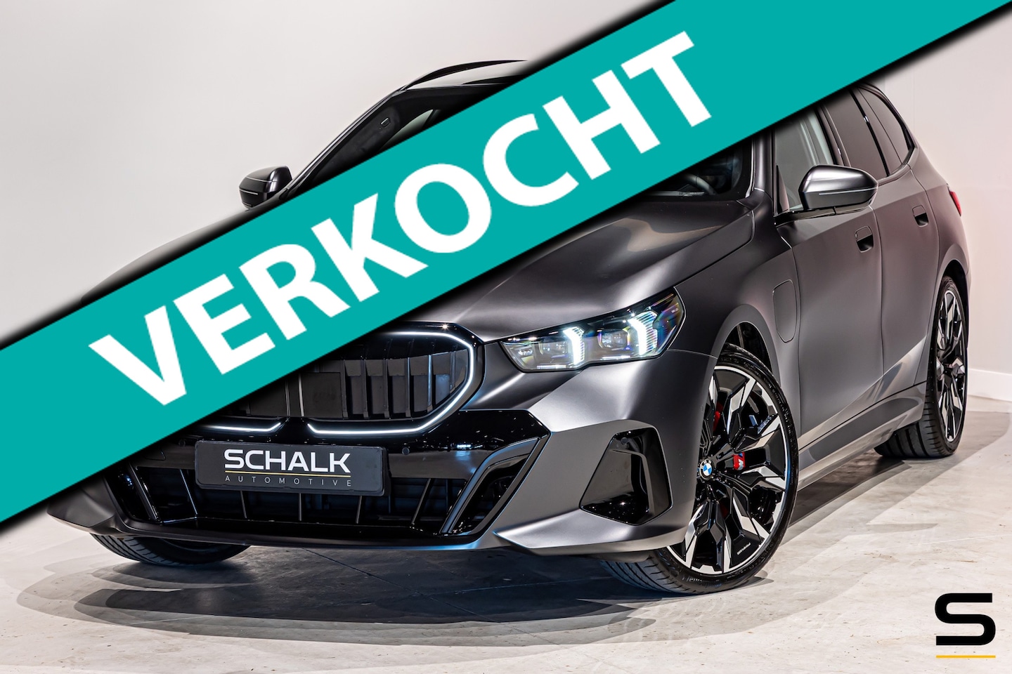 BMW 5-serie Touring - 550e xDrive|Full|Fiscaal aantrekkelijk - AutoWereld.nl
