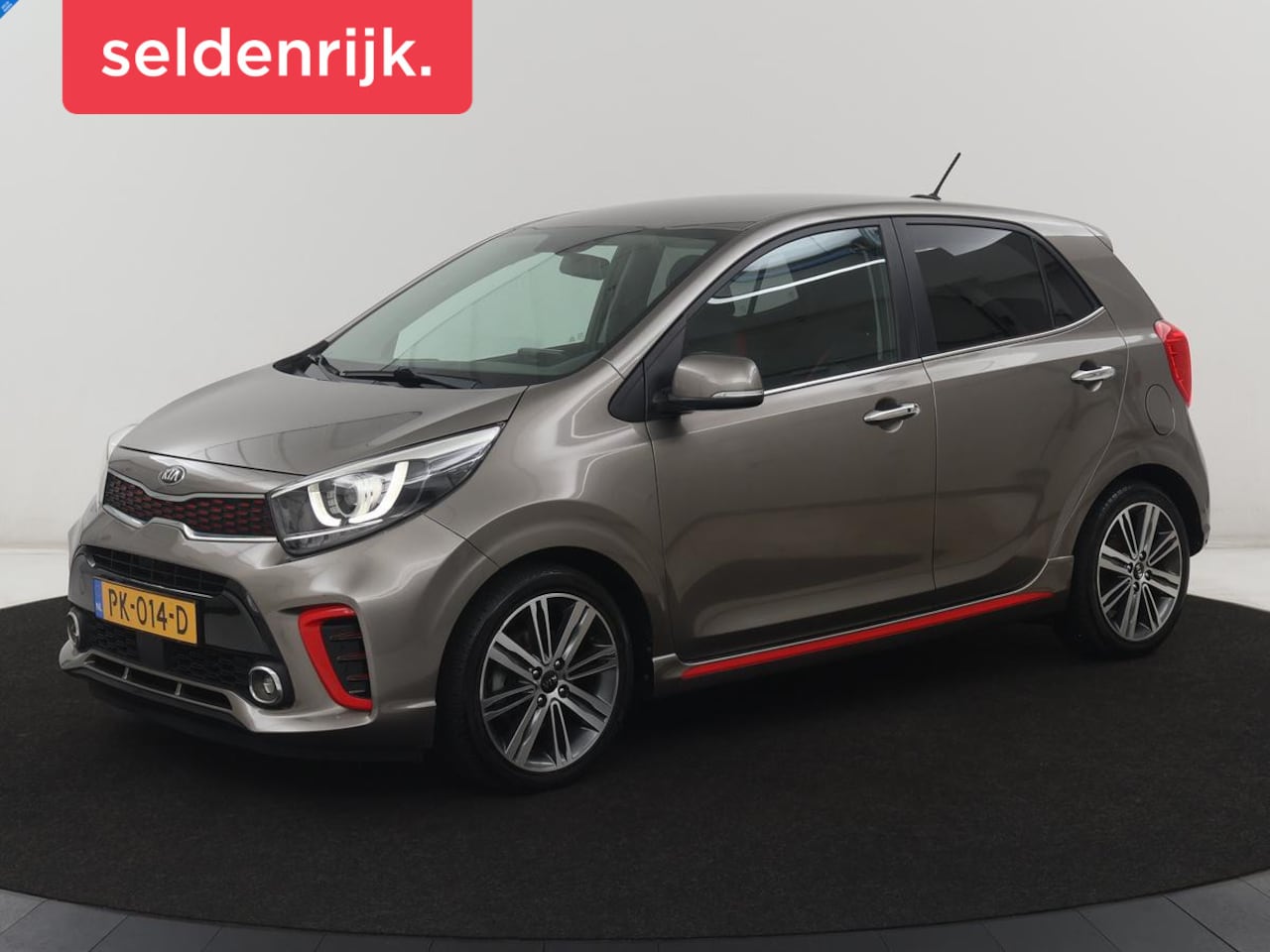 Kia Picanto - 1.2 CVVT GT-Line | Leder | Stuur/stoel verwarming | Cruise control | Camera | Carplay | Cl - AutoWereld.nl