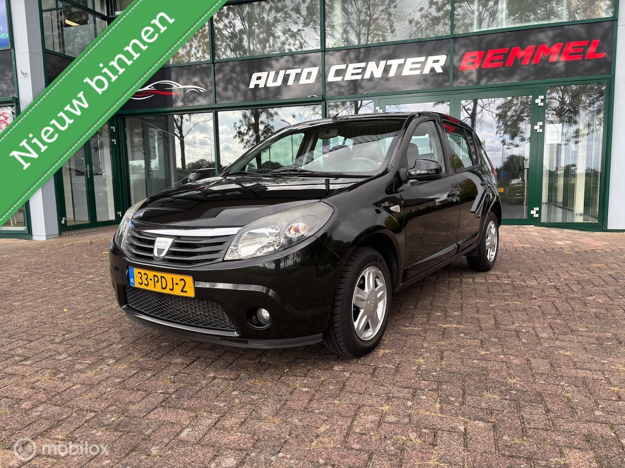 Dacia Sandero - 1.2 Recent nieuw beurt season banden - AutoWereld.nl