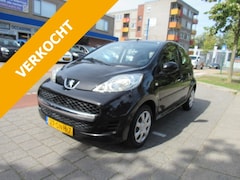 Peugeot 107 - 1.0 12V 68PK 5DRS XS 80.446 KM NAP Airco