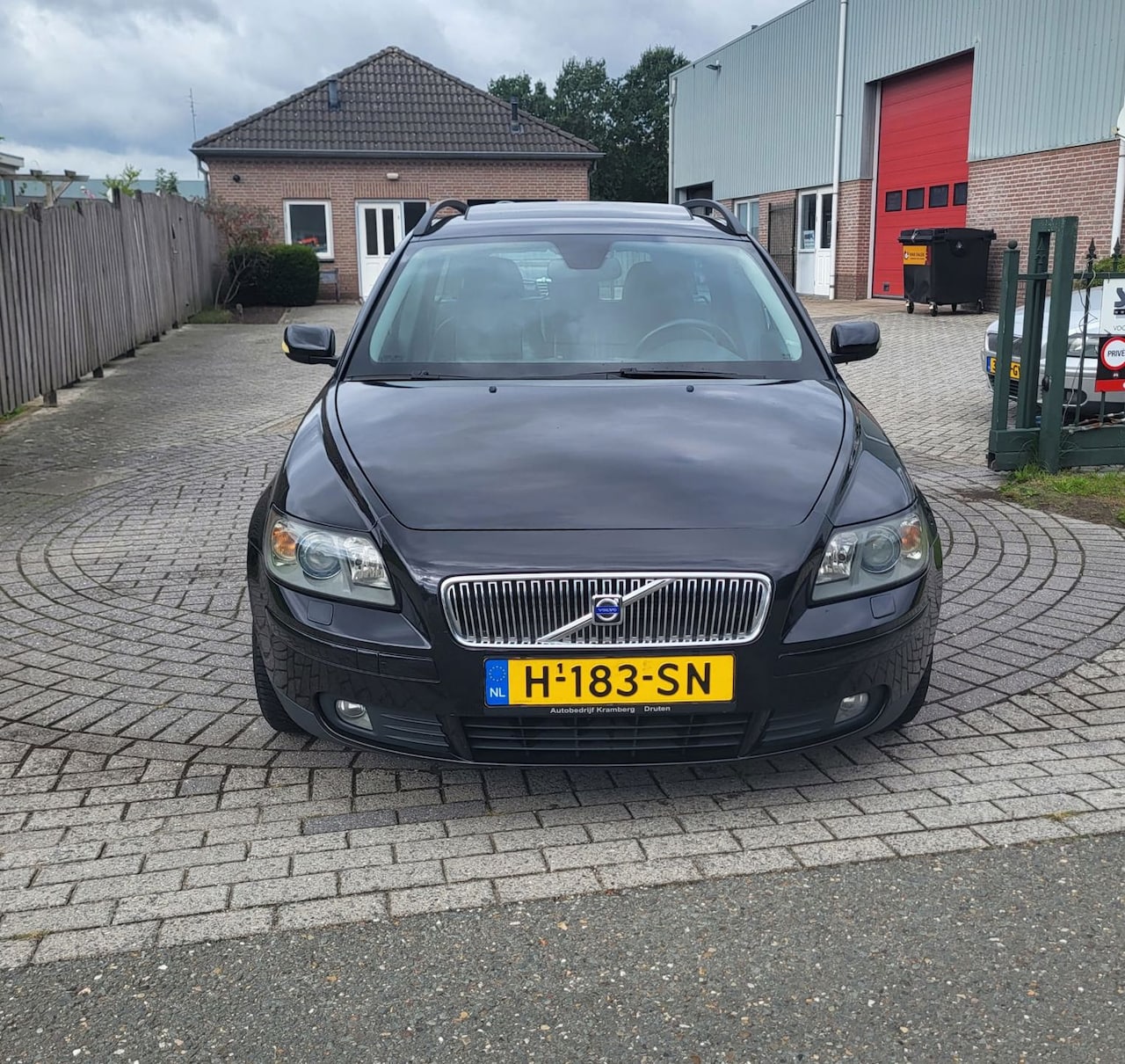 Volvo V50 - 2.4i 2.4i, Automaat, Keyless, Trekhaak, Pano, APK 9/27! - AutoWereld.nl