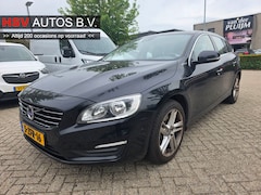 Volvo V60 - 2.4 D6 AWD Plug-In Hybrid Momentum