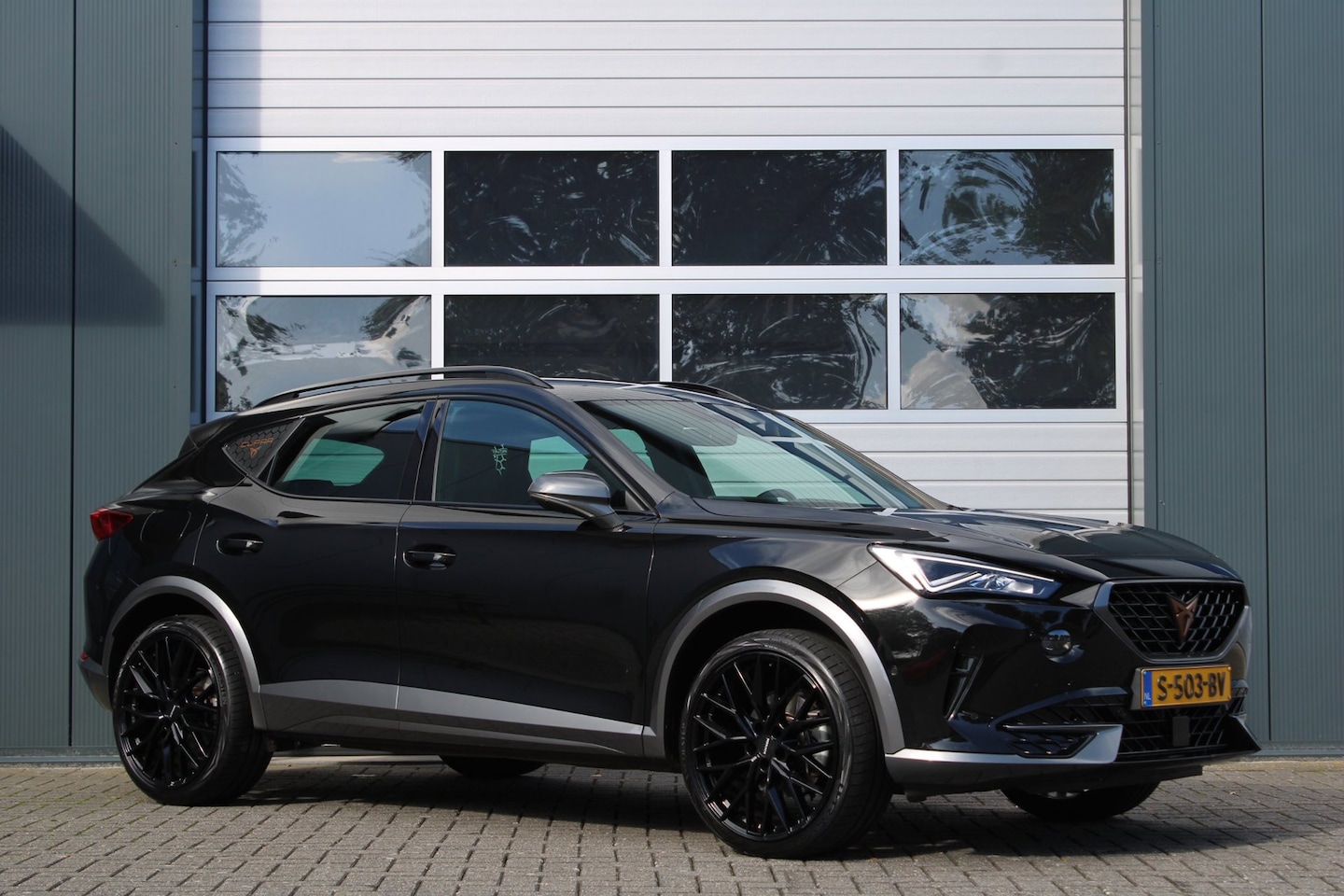 CUPRA Formentor - 1.5 TSI Business Edition Plus Cruise/Camera/Virtual/Stoel&Stuurverwarming/Keyless/Carplay/ - AutoWereld.nl