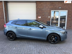 Volvo V40 - 1.6 T2 R-Design|AIRCO|NIEUWE APK|LEUKE AUTO