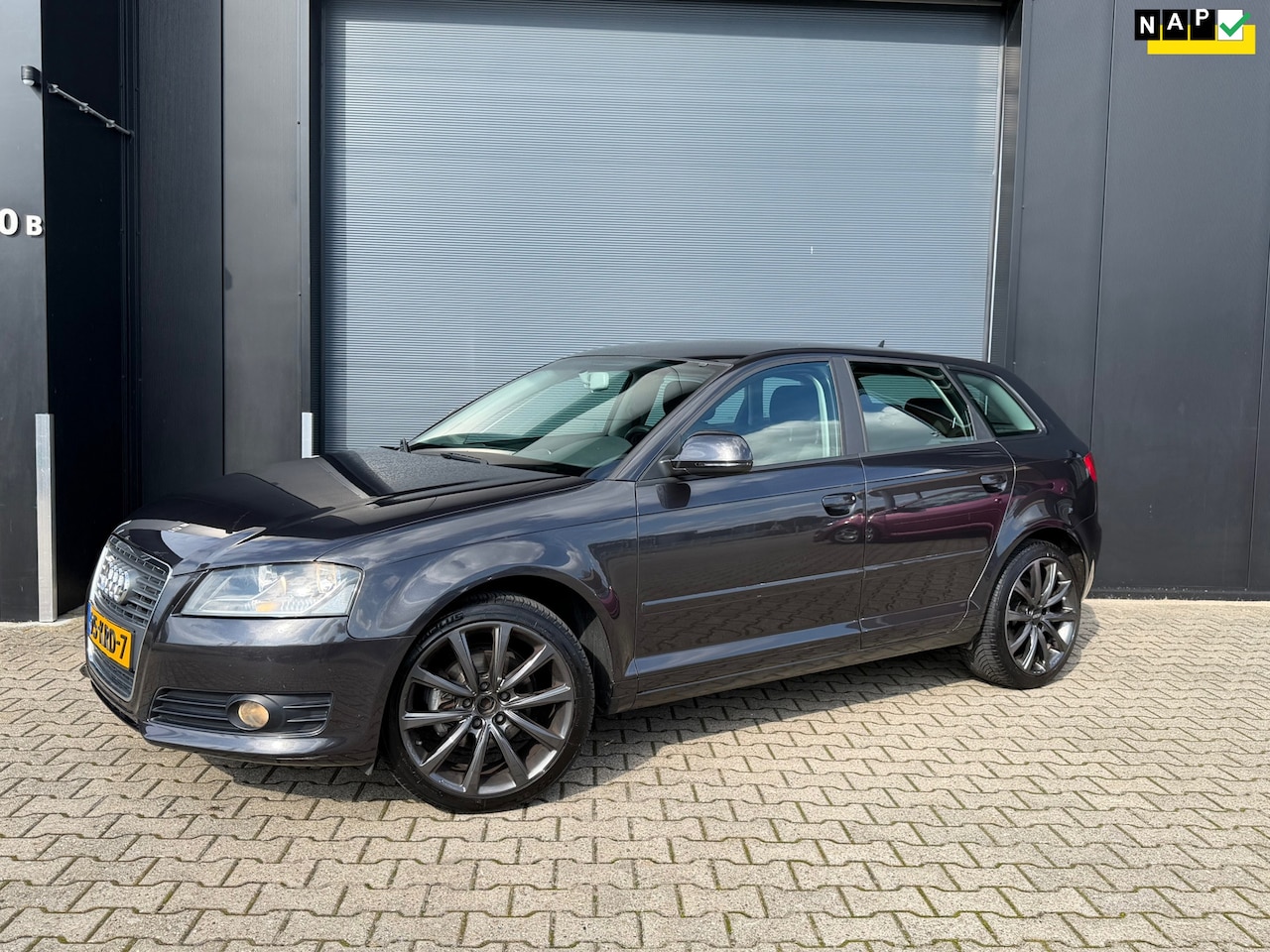 Audi A3 Sportback - 1.4 TFSI Attraction Carplay - AutoWereld.nl