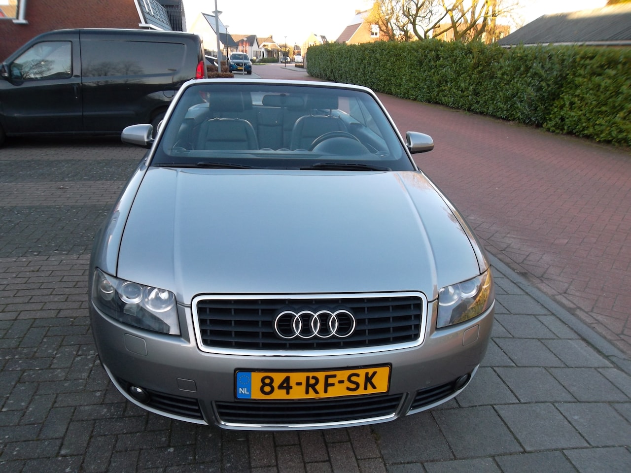 Audi A4 Cabriolet - 2.4 V6 125KW Cabrio 2002 Grijs Airco Nieuwe APK