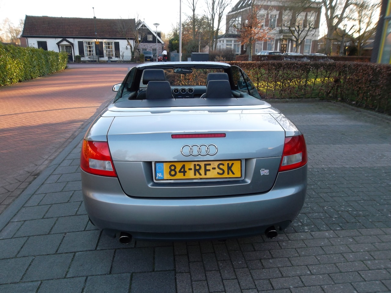 Audi A4 Cabriolet - 2.4 V6 125KW Cabrio 2002 Grijs Airco Nieuwe APK