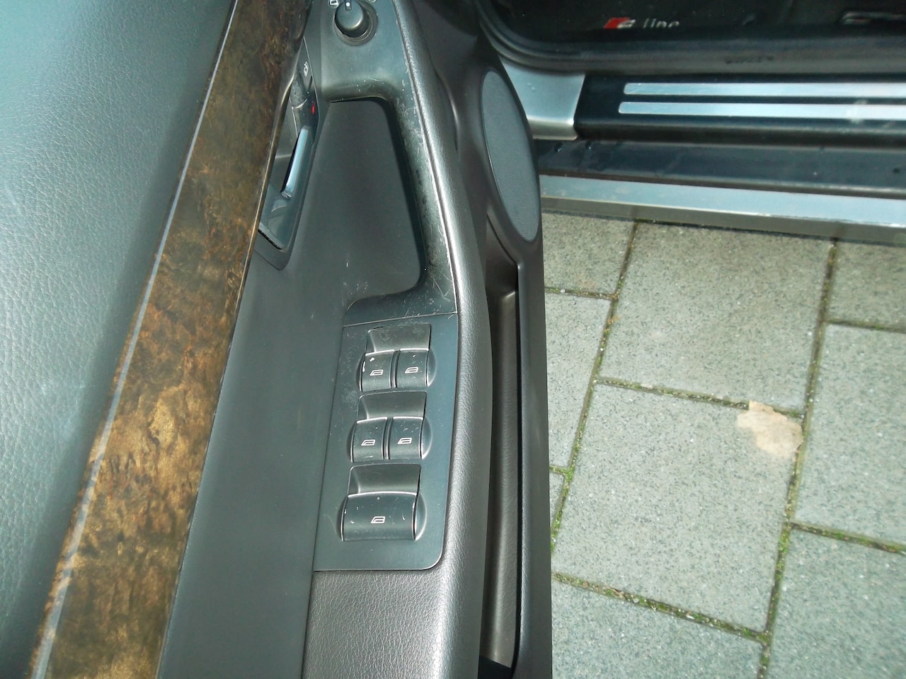 Audi A4 Cabriolet - 2.4 V6 125KW Cabrio 2002 Grijs Airco Nieuwe APK