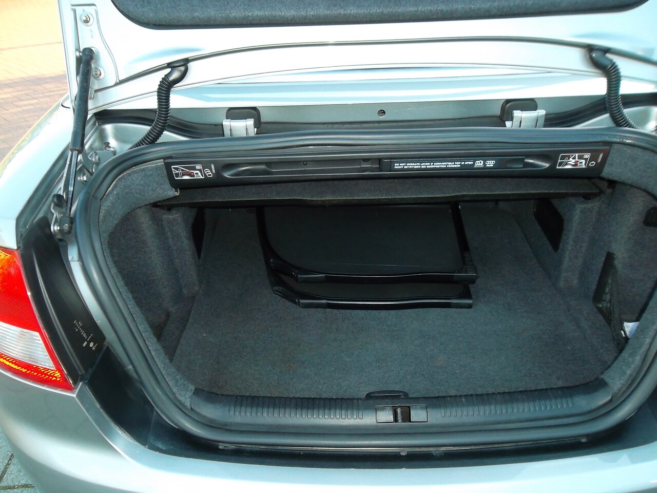 Audi A4 Cabriolet - 2.4 V6 125KW Cabrio 2002 Grijs Airco Nieuwe APK