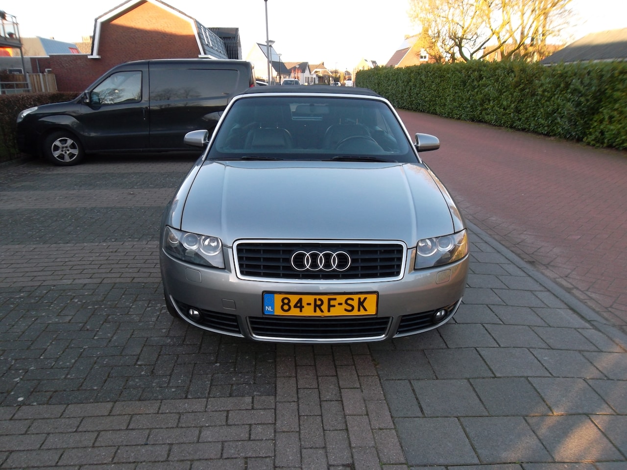 Audi A4 Cabriolet - 2.4 V6 125KW Cabrio 2002 Grijs Airco Nieuwe APK