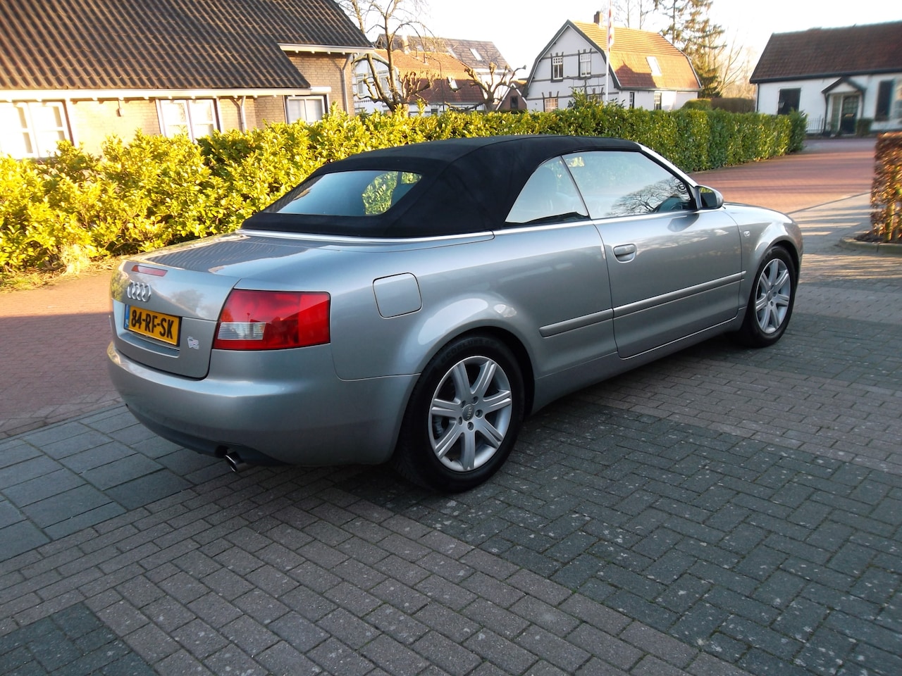 Audi A4 Cabriolet - 2.4 V6 125KW Cabrio 2002 Grijs Airco Nieuwe APK