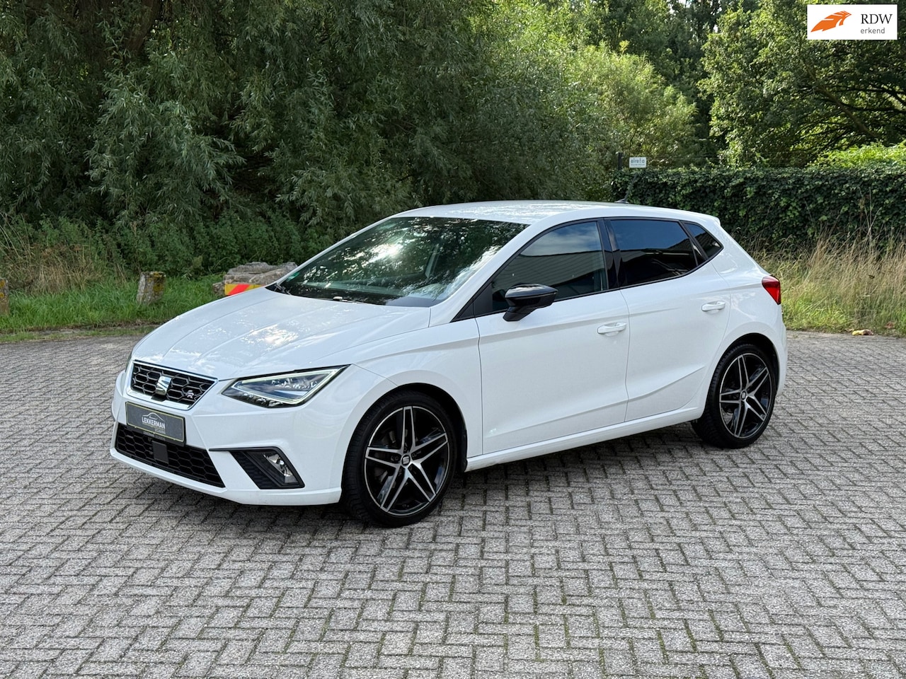 SEAT Ibiza - 1.0 TSI FR 116PK I 6 BAK I CARPLAY I ALCANTARA I LED I ZEER DIK - AutoWereld.nl