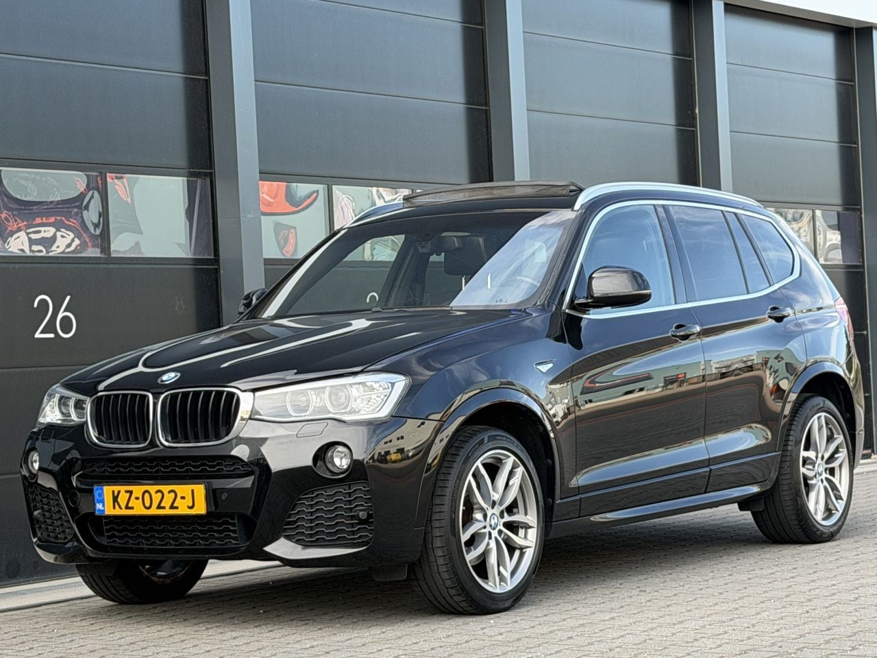 BMW X3 - 2.0 18D M-Pakket Camera Pano EURO-6 - AutoWereld.nl