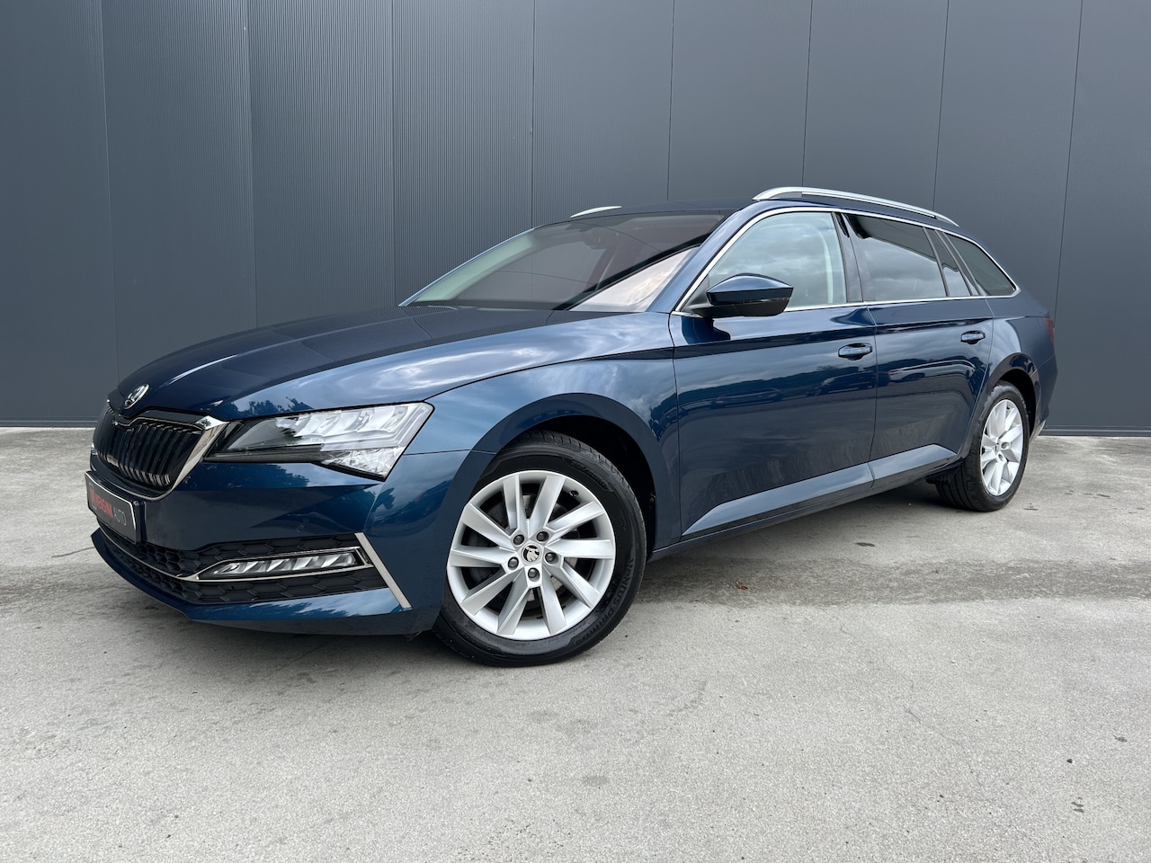Skoda Superb - 1.4 TSI iV Business Edition Plus 1e EIGENAAR TREKHAAK MEMORY STOEL CAMERA NAVI CRUISE ECC - AutoWereld.nl