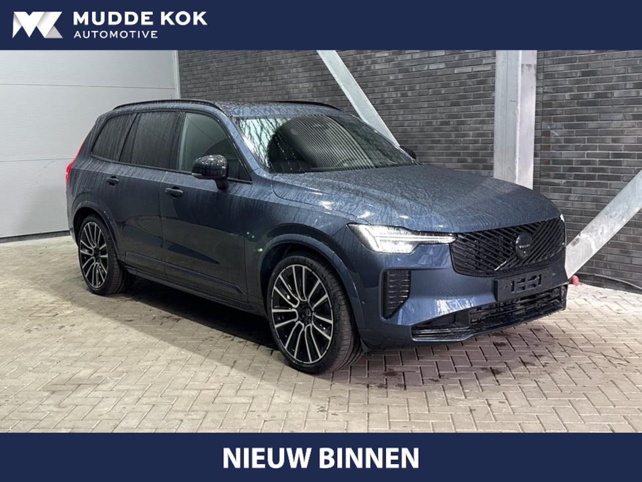 Volvo XC90 - T8 Ultra Black Edition | Bowers&Wilkins | Luchtvering | Panoramadak | Trekhaak | 360° Came - AutoWereld.nl