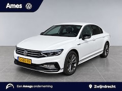 Volkswagen Passat - 1.5 150pk TSI Elegance Business R Vooruit verwarmbaar | Velgen 'Liverpool' 18 inch lichtme