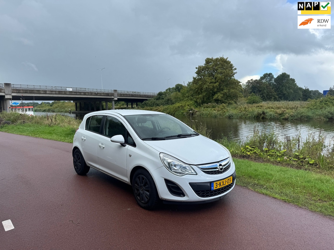 Opel Corsa - 1.2-16V Berlin |5DRS|Goed onderh.|Airco| - AutoWereld.nl
