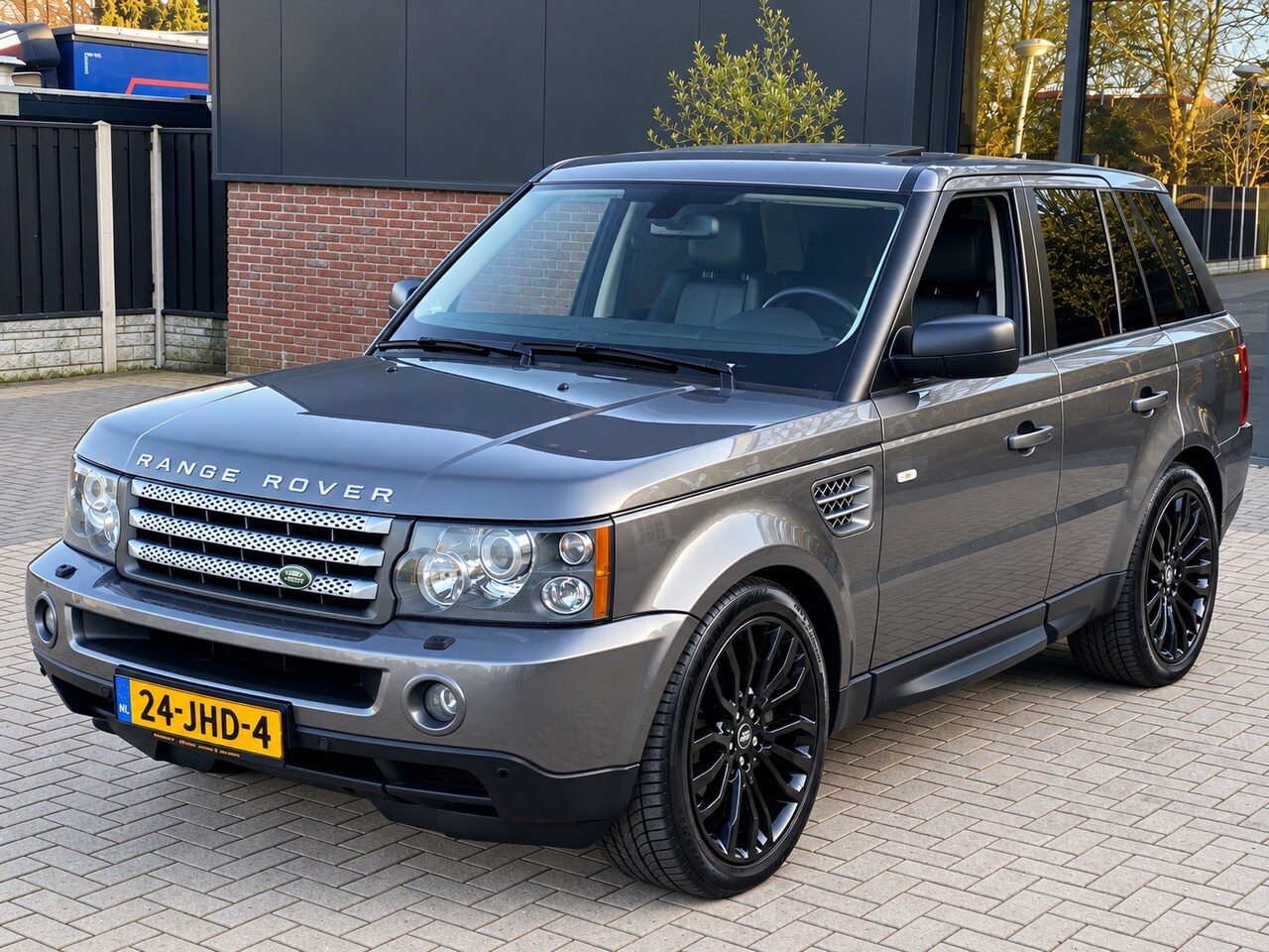 Land Rover Range Rover Sport - 3.6 TdV8 SE 272 PK 4X4 NIEUWSTAAT LUCHTVERING NAVI CRUISE CLIMA LEER - AutoWereld.nl