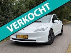 Tesla Model 3 - RWD 60 kWh |Direct leverbaar + Camera + Stoelvw Nu € 37.975,