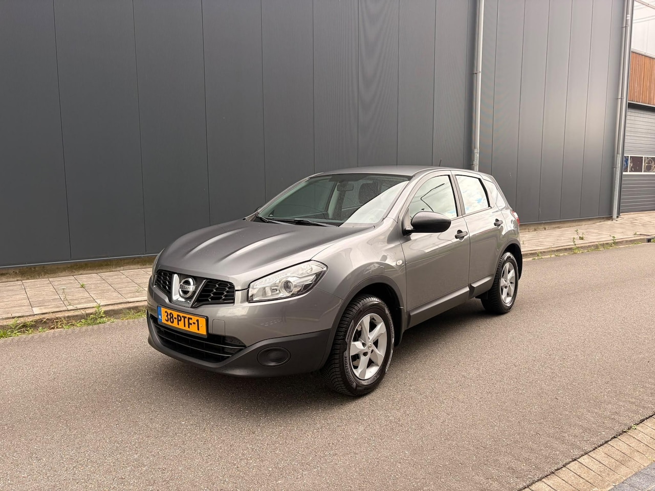 Nissan Qashqai - 1.6 Visia Cruise| Airco| Nl auto - AutoWereld.nl