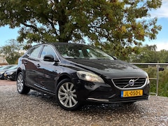 Volvo V40 - 2.0 T3 | Xenon + Clima + Navi nu €8.975,