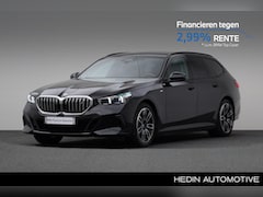 BMW i5 Touring - eDrive40 M Sport Edition 84 kWh | M-Sport | Panoramadak elektrisch | Driving Assistant Plu