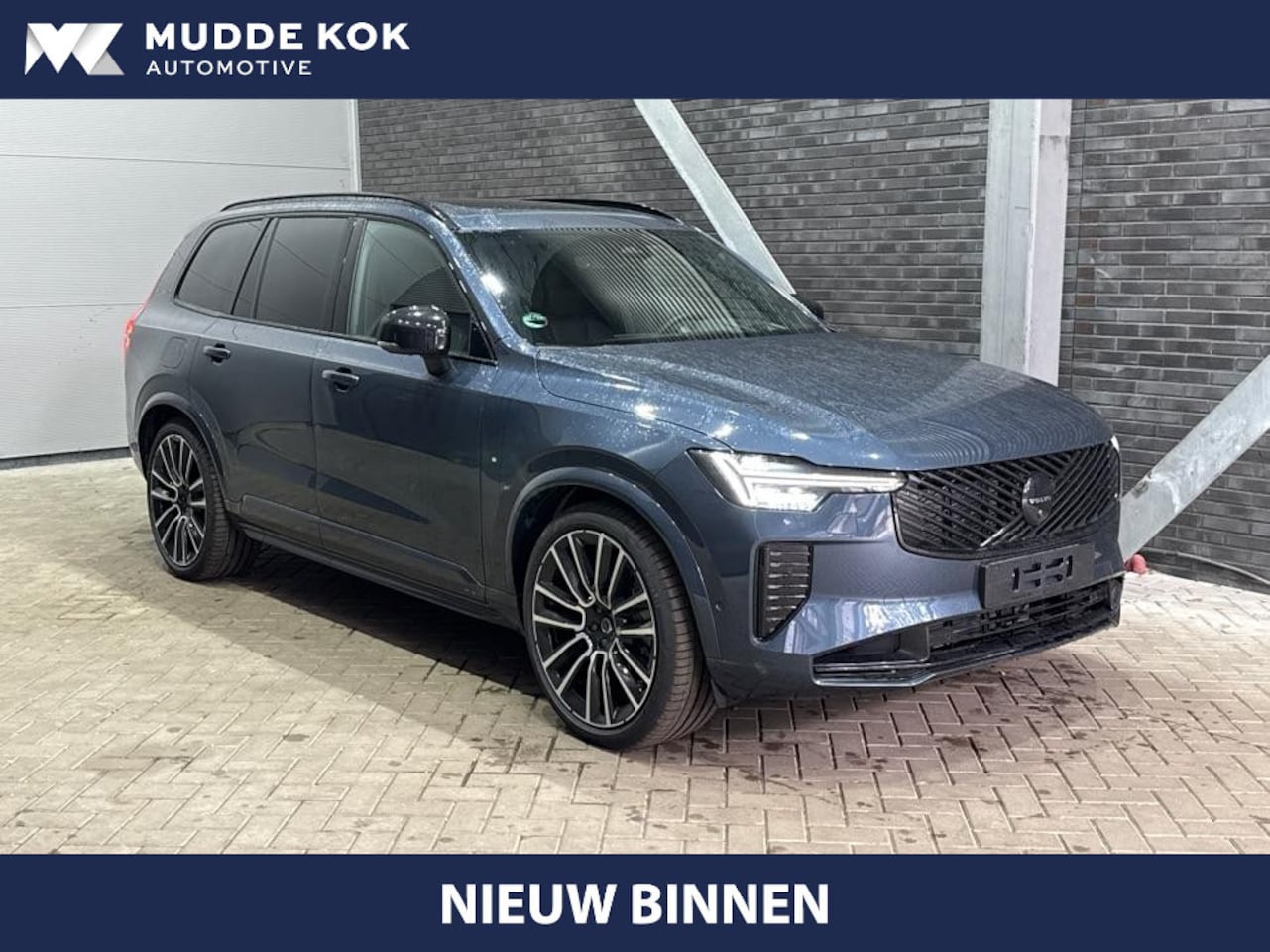 Volvo XC90 - T8 Ultra Black Edition | Bowers&Wilkins | Luchtvering | Panoramadak | Trekhaak | 360° Came - AutoWereld.nl