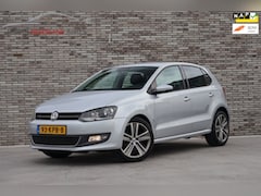Volkswagen Polo - 1.4-16V Highline * 5 DEURS * AIRCO * CRUISE CONTROLE * APK 2027