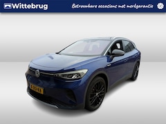Volkswagen ID.4 - First 77 kWh / SOH 95%/ AUTOMAAT/ TREKHAAK/ PARK. SENSOREN V+A/ CAMERA/ STOELVERWARMING/ D