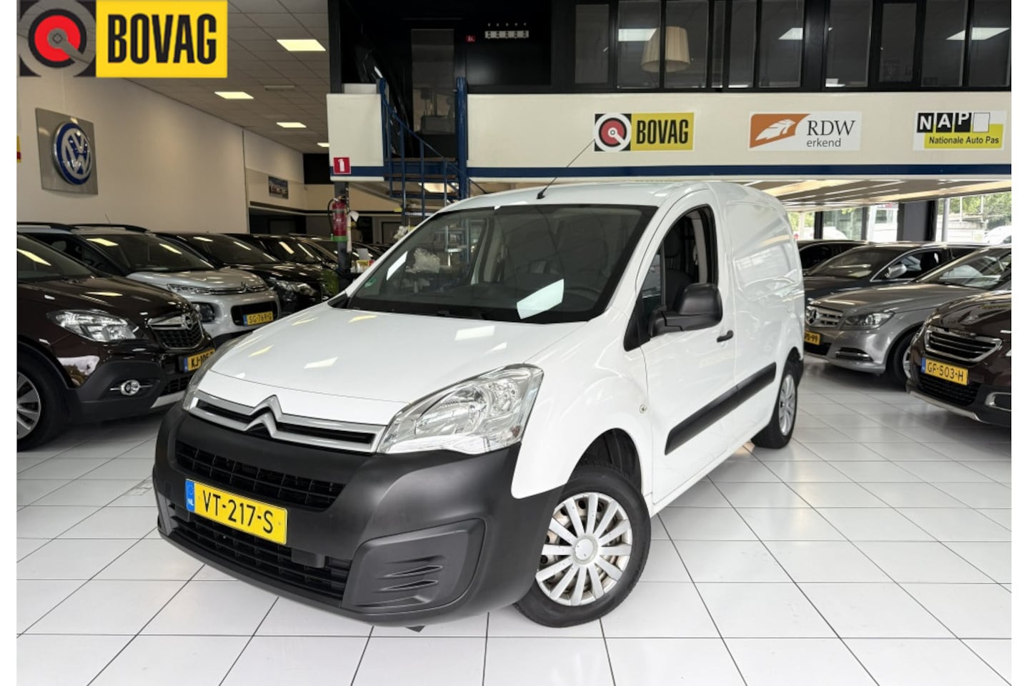 Citroën Berlingo - 1.6 BlueHDI 100 Club Airco NAP - AutoWereld.nl