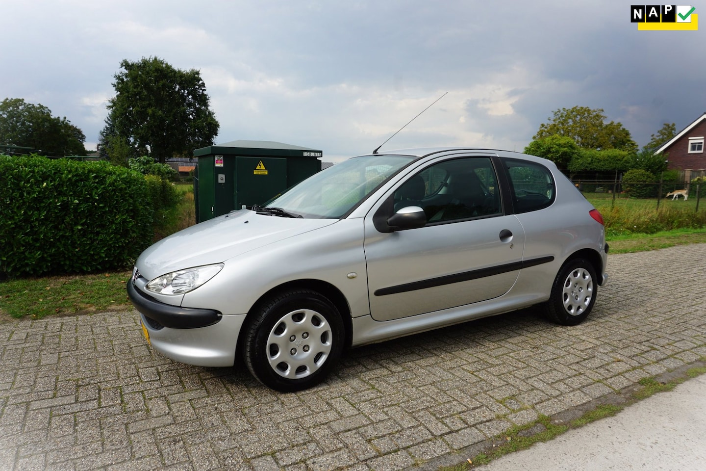 Peugeot 206 - 1.4 Pop' Art AIRCO fijne auto - AutoWereld.nl