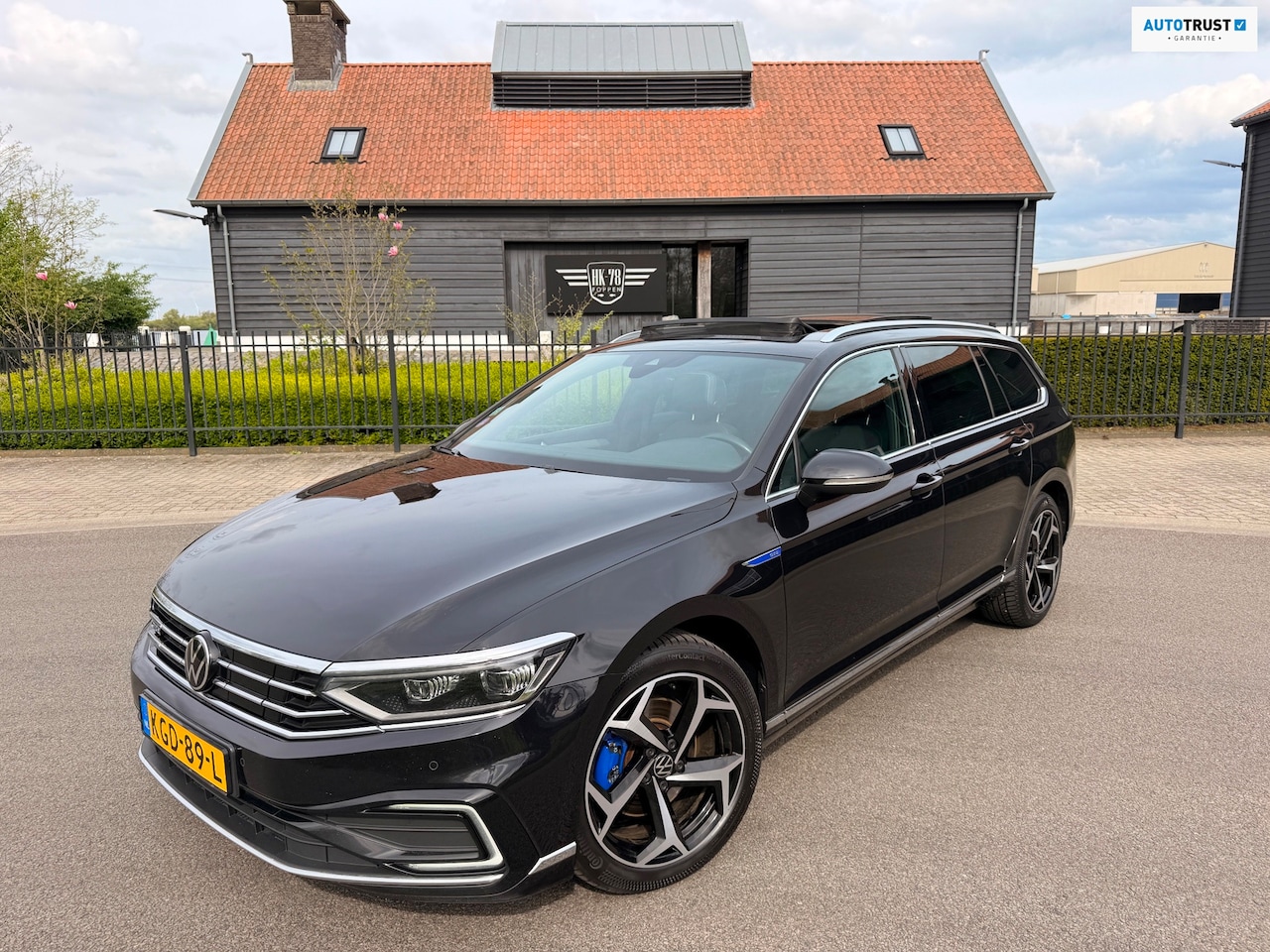 Volkswagen Passat Variant - 1.4 TSI PHEV GTE PANO/DAK VIRTUAL COCKPIT LEER NAVI CAMERA IQ-MATRIX ELECTR-TREKHAAK - AutoWereld.nl