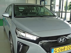Hyundai IONIQ - Comfort EV Automaat Clima Navi Parkeersensoren voor en achter Camera Cruise Zuinig NL