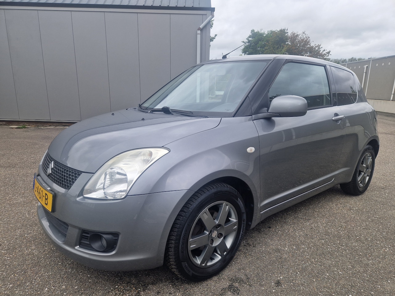 Suzuki Swift - 1.3 Base 1.3 Base - AutoWereld.nl