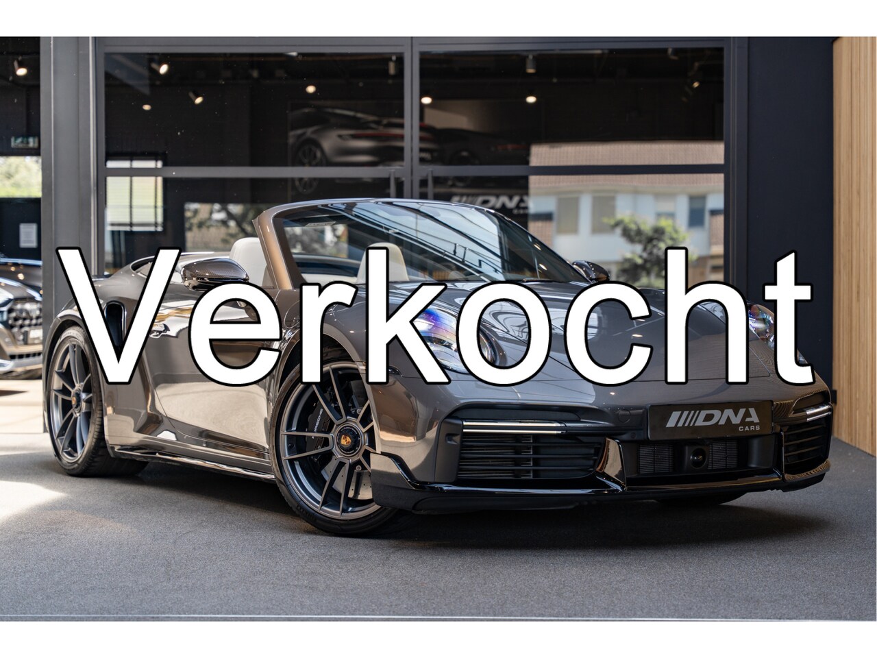 Porsche 911 Cabrio - 992 Turbo S Aerokit Burmester 3.8 Turbo S Lift Exclusive Manufaktur Exclusive - AutoWereld.nl