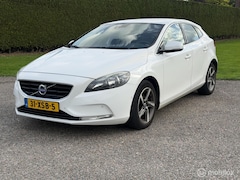 Volvo V40 - 1.6 D