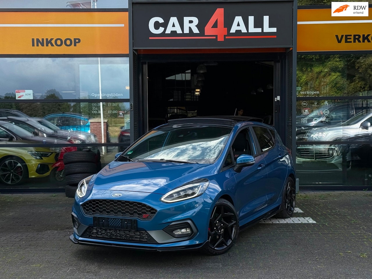 Ford Fiesta - Ford Fiesta 1.5 200PK ST-3 PERF PANO/MAXTON/STLVRM/STUURVRM/BOMVOL - AutoWereld.nl